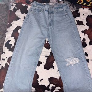 Universal Thread Baggy High Waisted Jeans